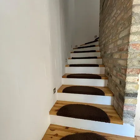 Dom W Centrum Dziwnowa Apartman *