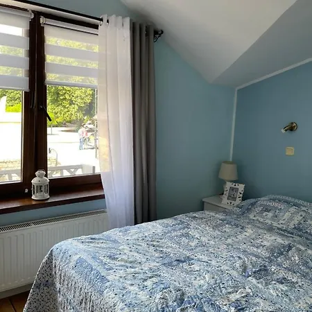 Dom W Centrum Dziwnowa Апартаменты *